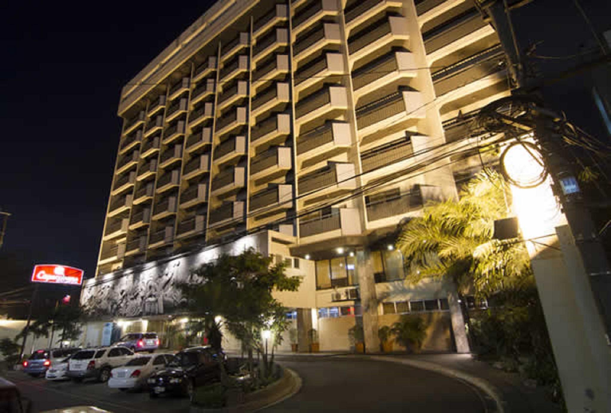 Copacabana Apartment Hotel Pasay Exteriör bild