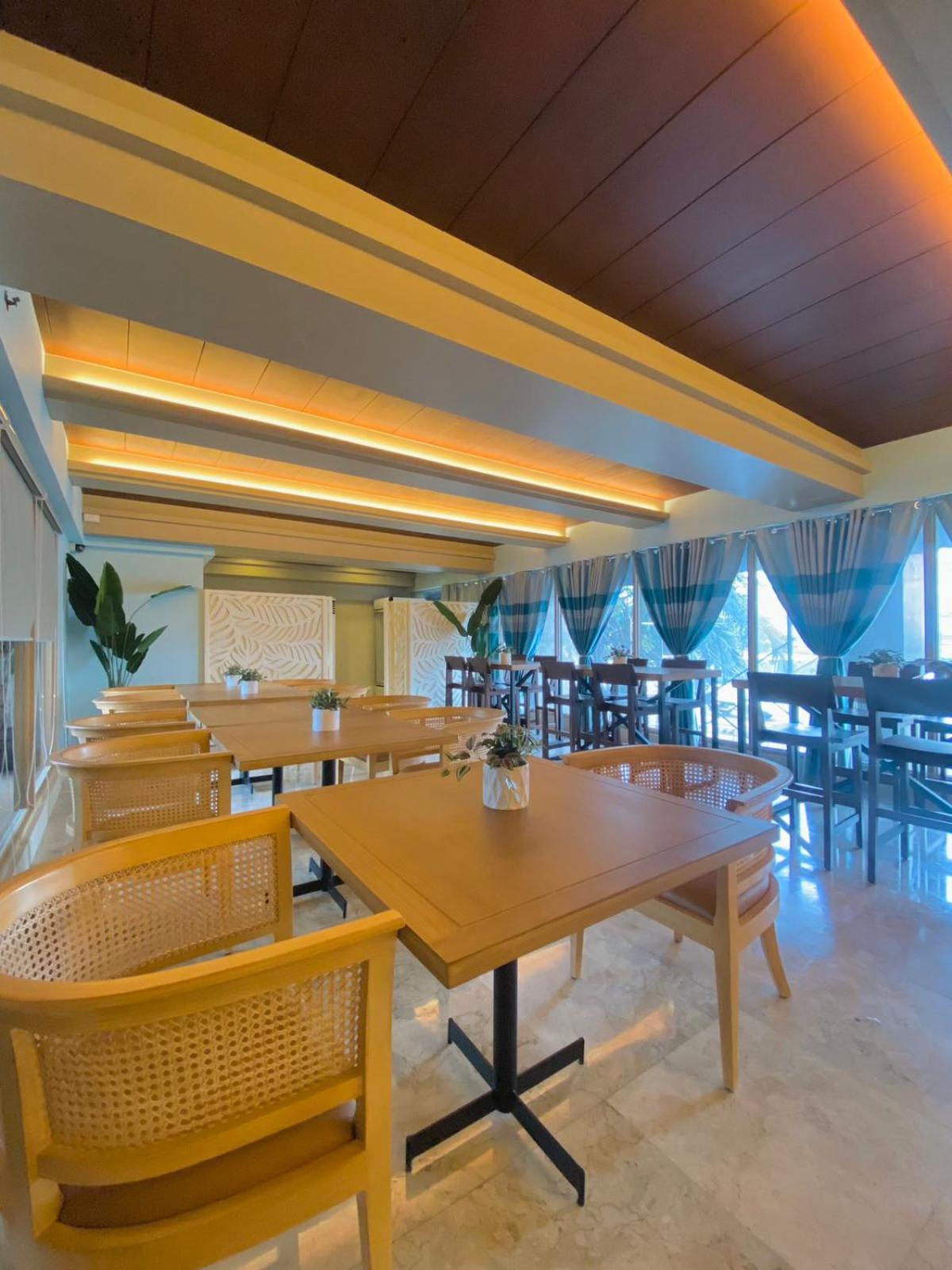 Copacabana Apartment Hotel Pasay Exteriör bild