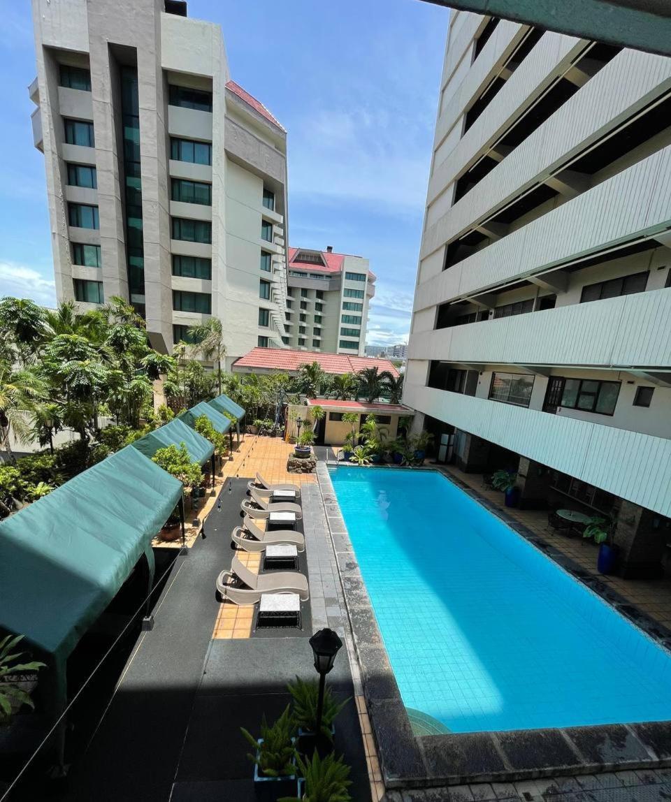 Copacabana Apartment Hotel Pasay Exteriör bild