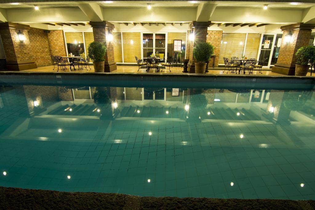 Copacabana Apartment Hotel Pasay Exteriör bild